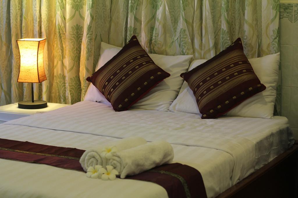 New Season Riverside Hotel Πνομ Πενχ Εξωτερικό φωτογραφία