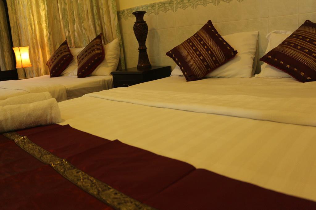 New Season Riverside Hotel Πνομ Πενχ Εξωτερικό φωτογραφία