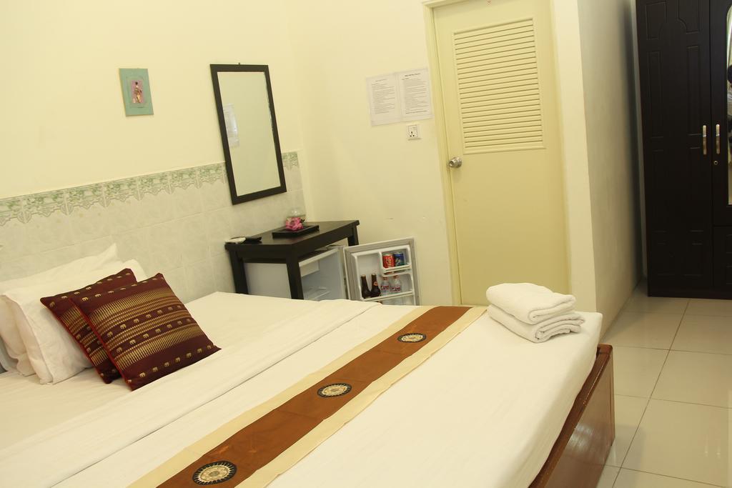 New Season Riverside Hotel Πνομ Πενχ Δωμάτιο φωτογραφία