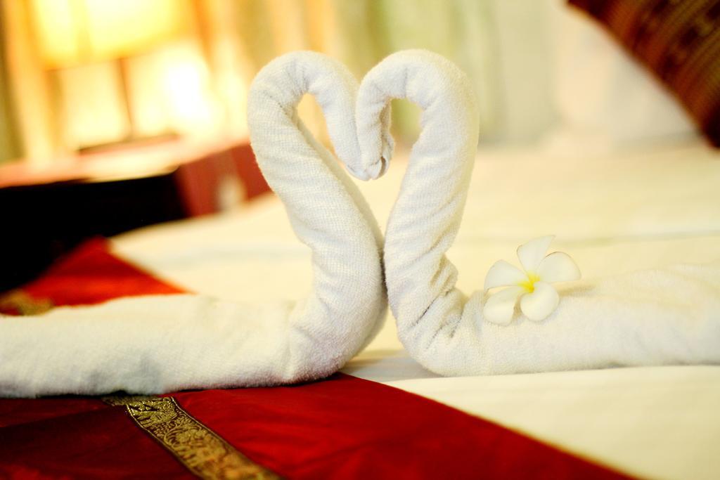 New Season Riverside Hotel Πνομ Πενχ Δωμάτιο φωτογραφία